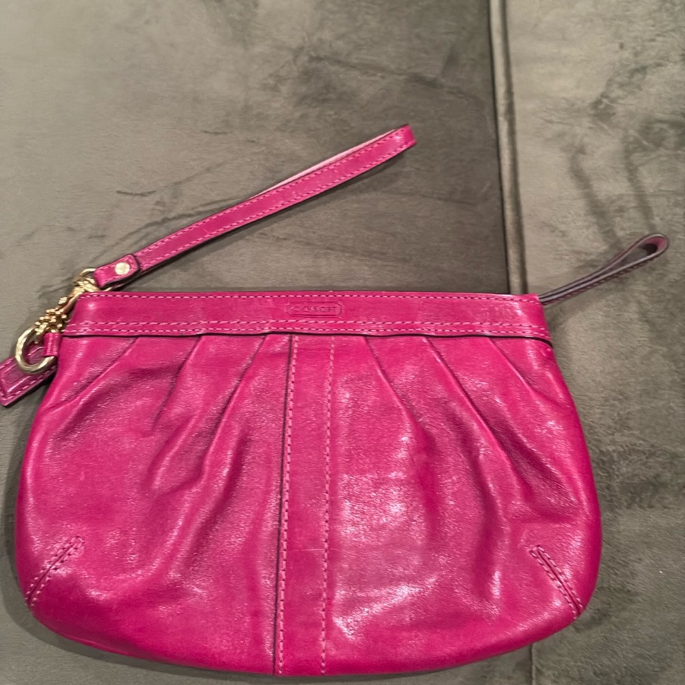 COACH HOT PINK LEATHER WRISTLET!